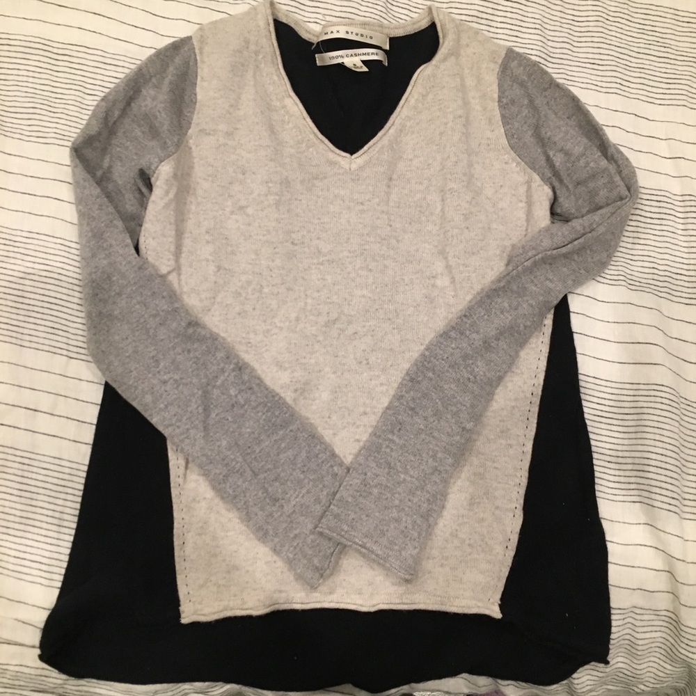 Max Studio Cashmere Sweater XS